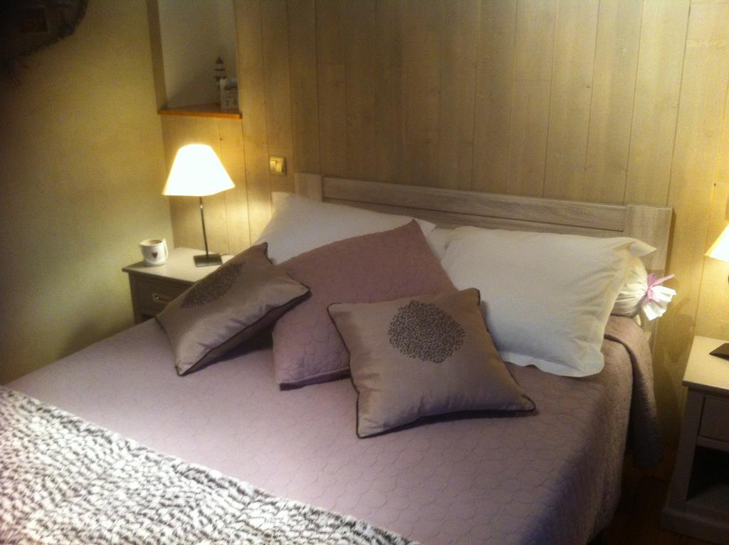 Les Charmettes Hotel Honfleur Værelse billede